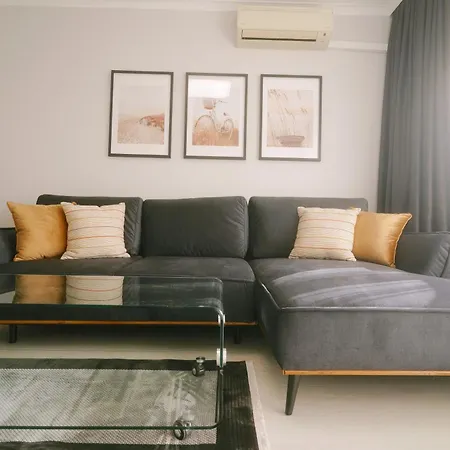 Apartamento Golden Sands-beachfront Of Your Dreams