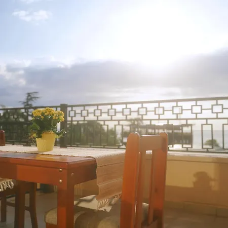 Apartment Golden Sands-beachfront Of Your Dreams *
