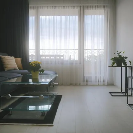 Golden Sands-beachfront Of Your Dreams *